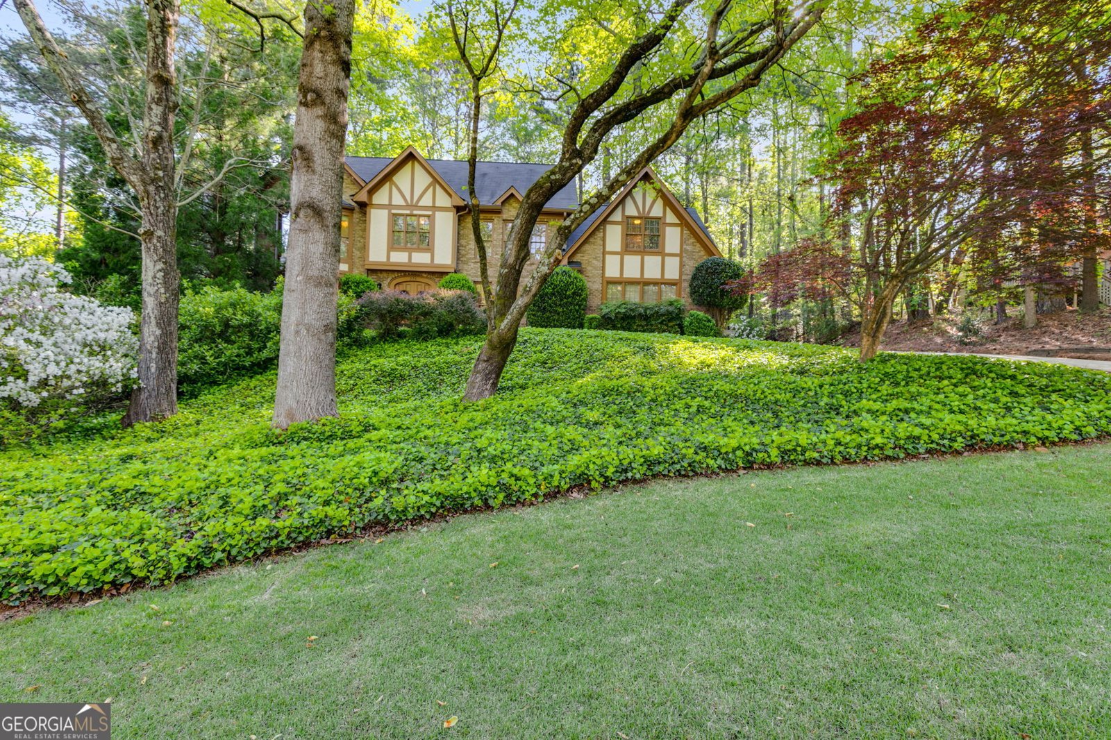 375 Spindle Court Sandy Springs - 1