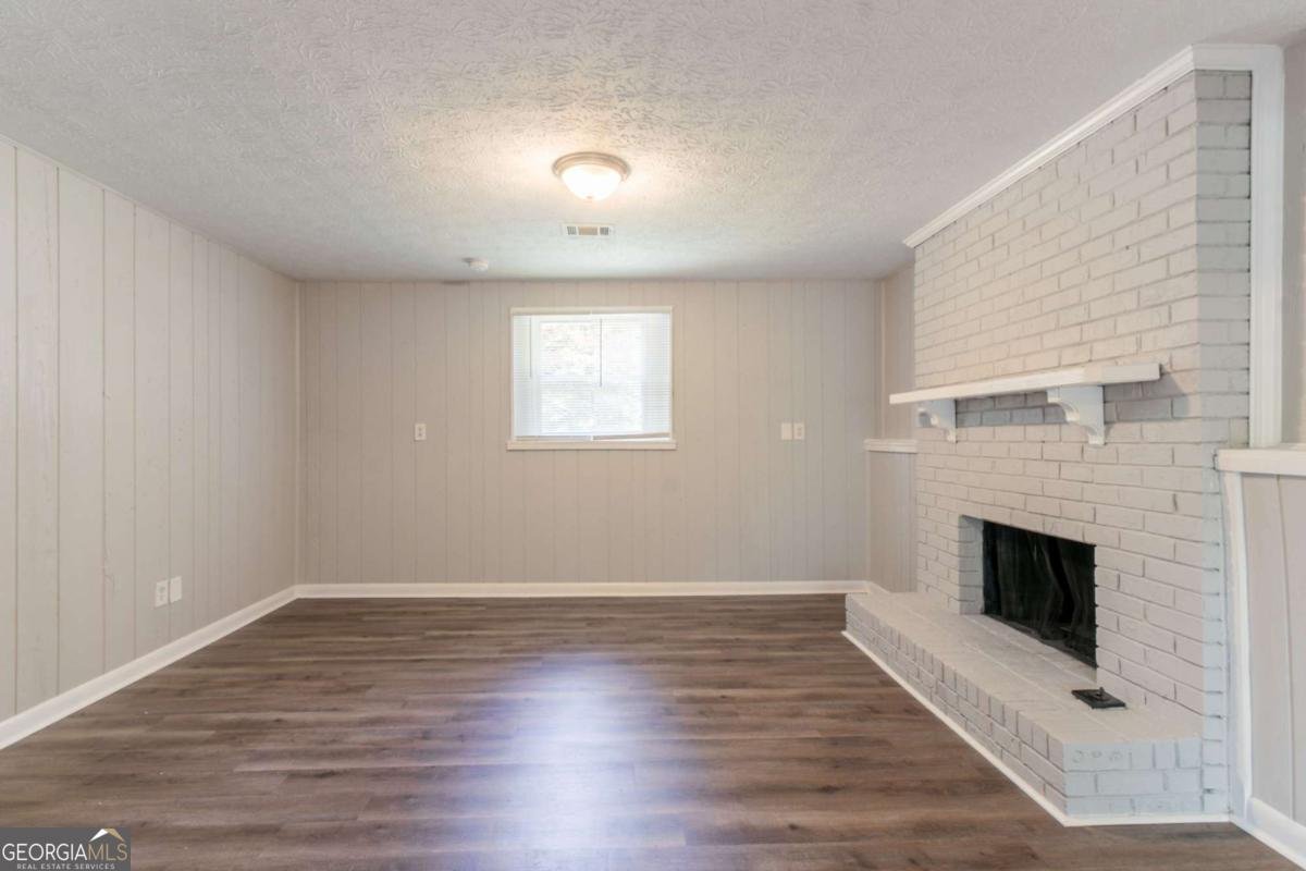 1051 Millard Way Stone Mountain - 24
