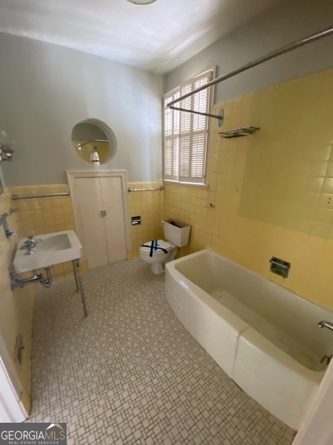 1218 Nottingham Drive Macon - 36