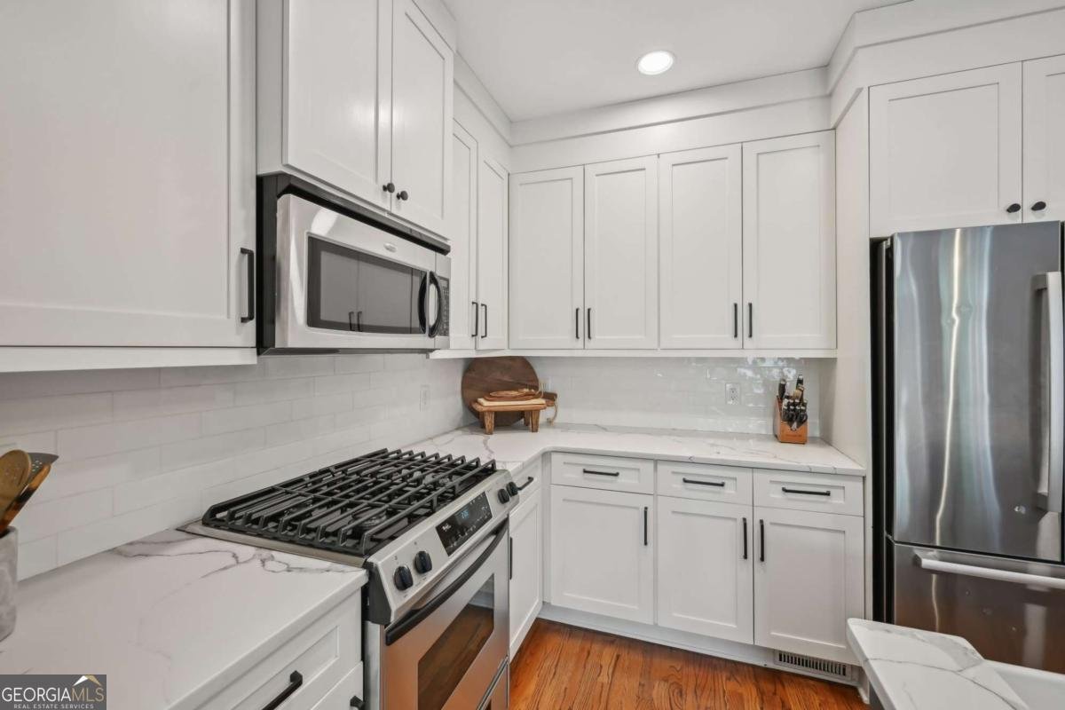 62 High Top Point Sandy Springs - 17