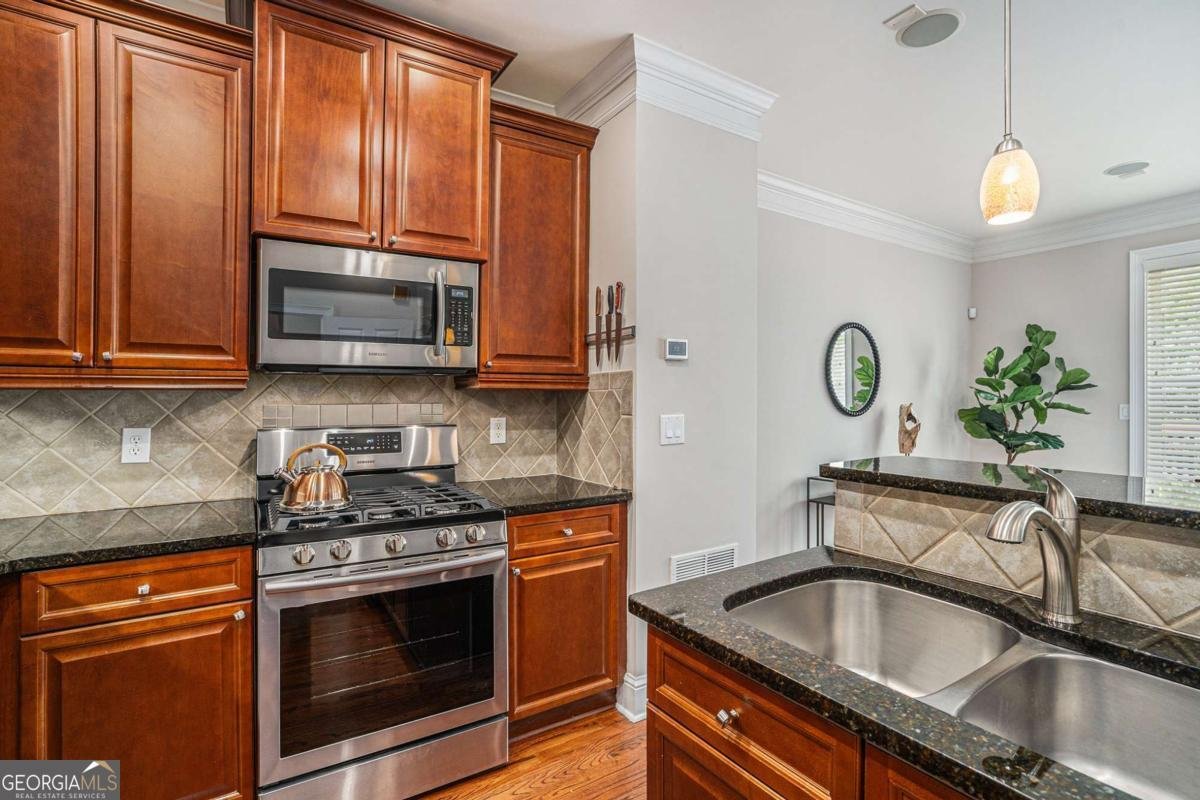 75 High Top Lane Sandy Springs - 10