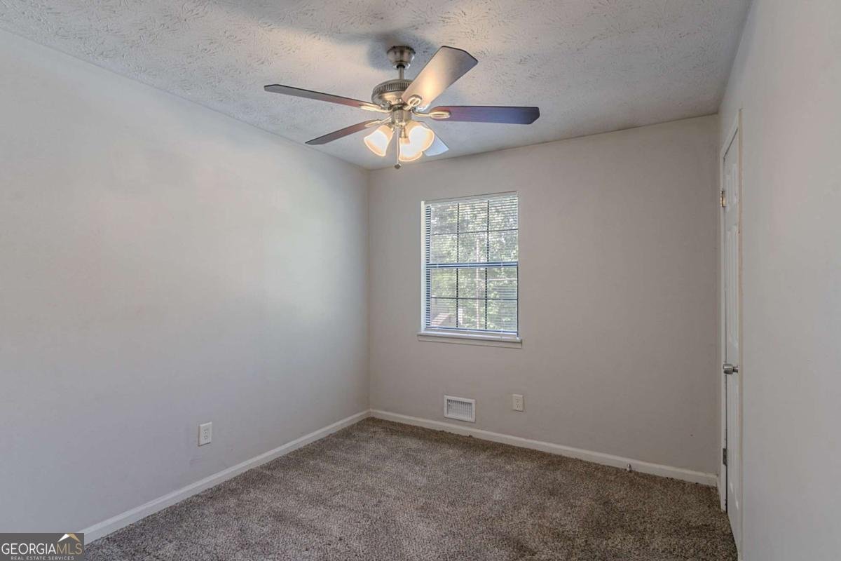 5723 Fieldstone Drive Lithonia - 14