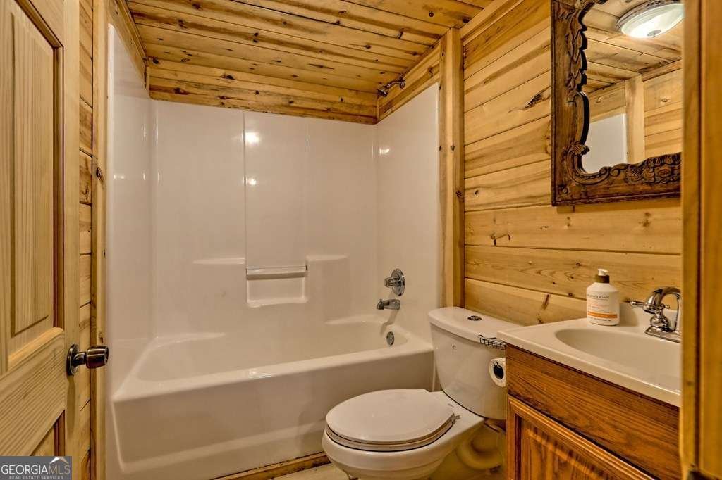428 Gibbs Road Blairsville - 37