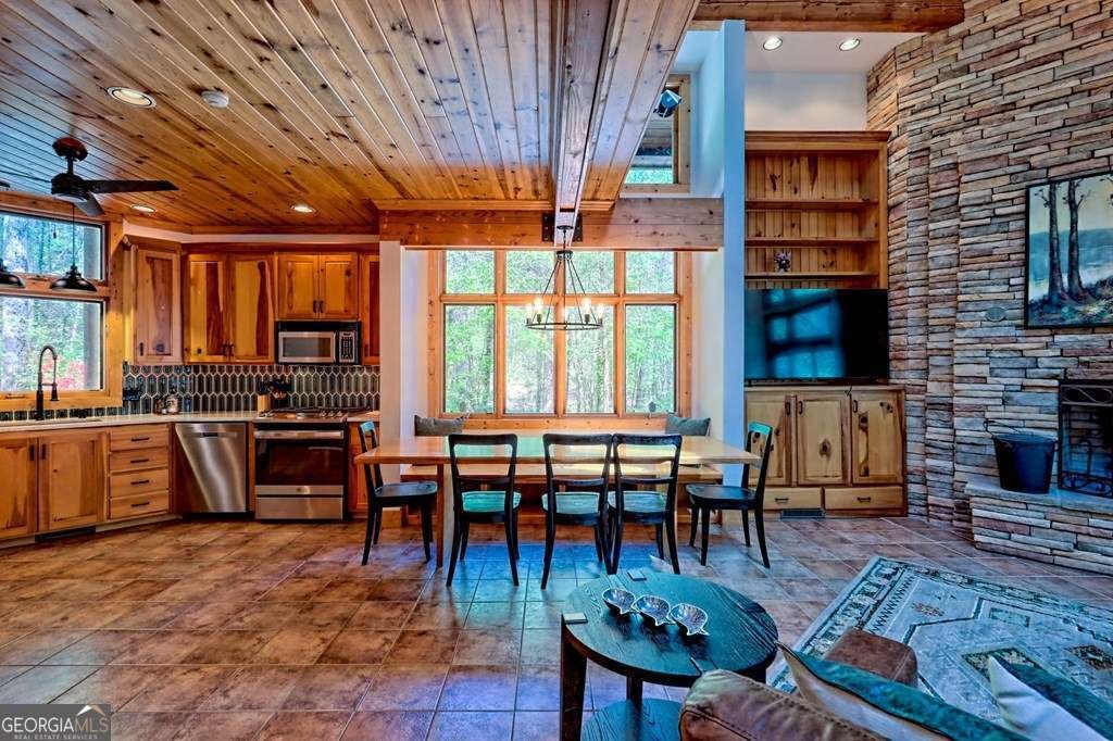 2839 Helton Creek Road Blairsville - 10