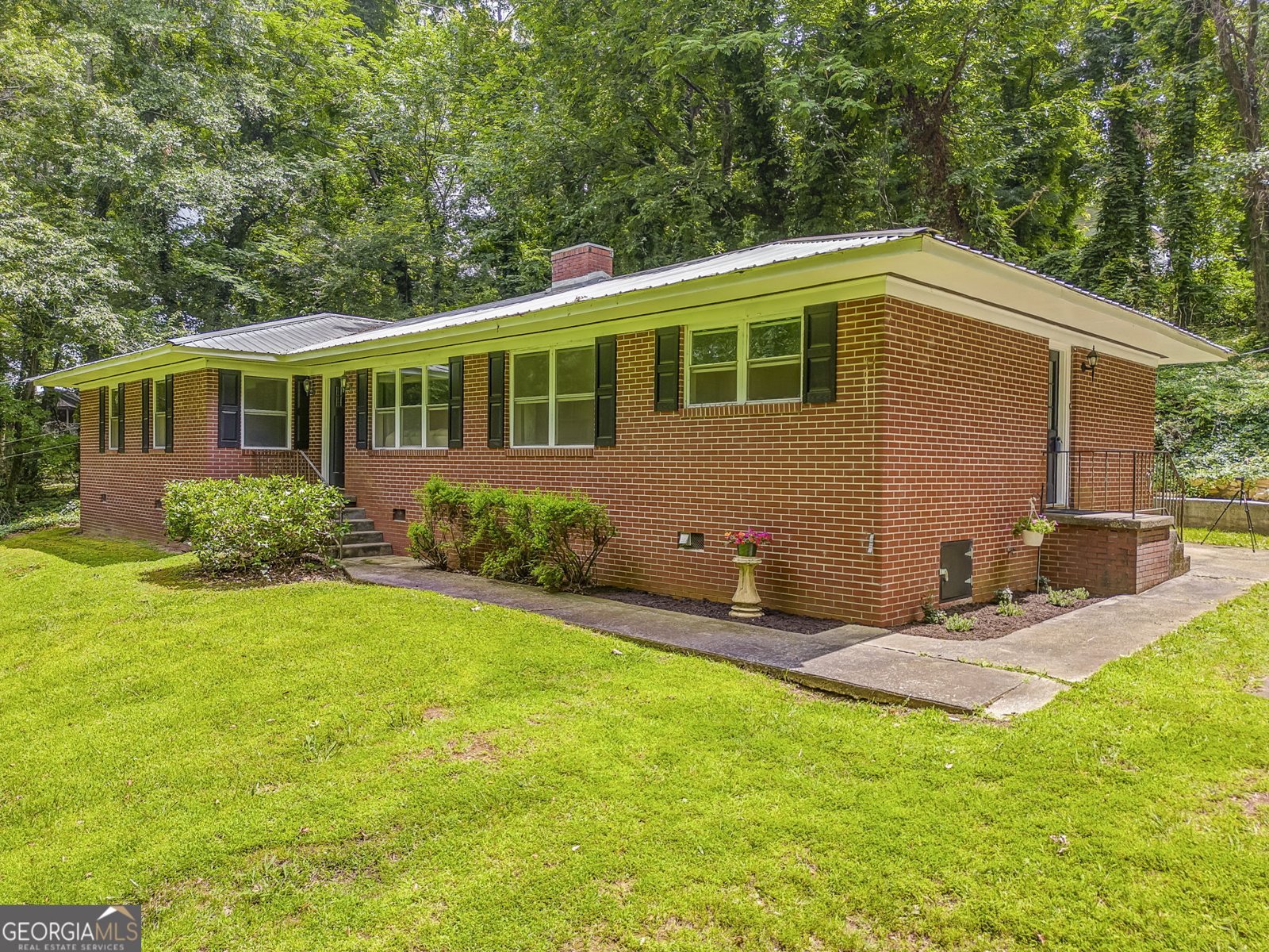 103 White Circle Rockmart - 1