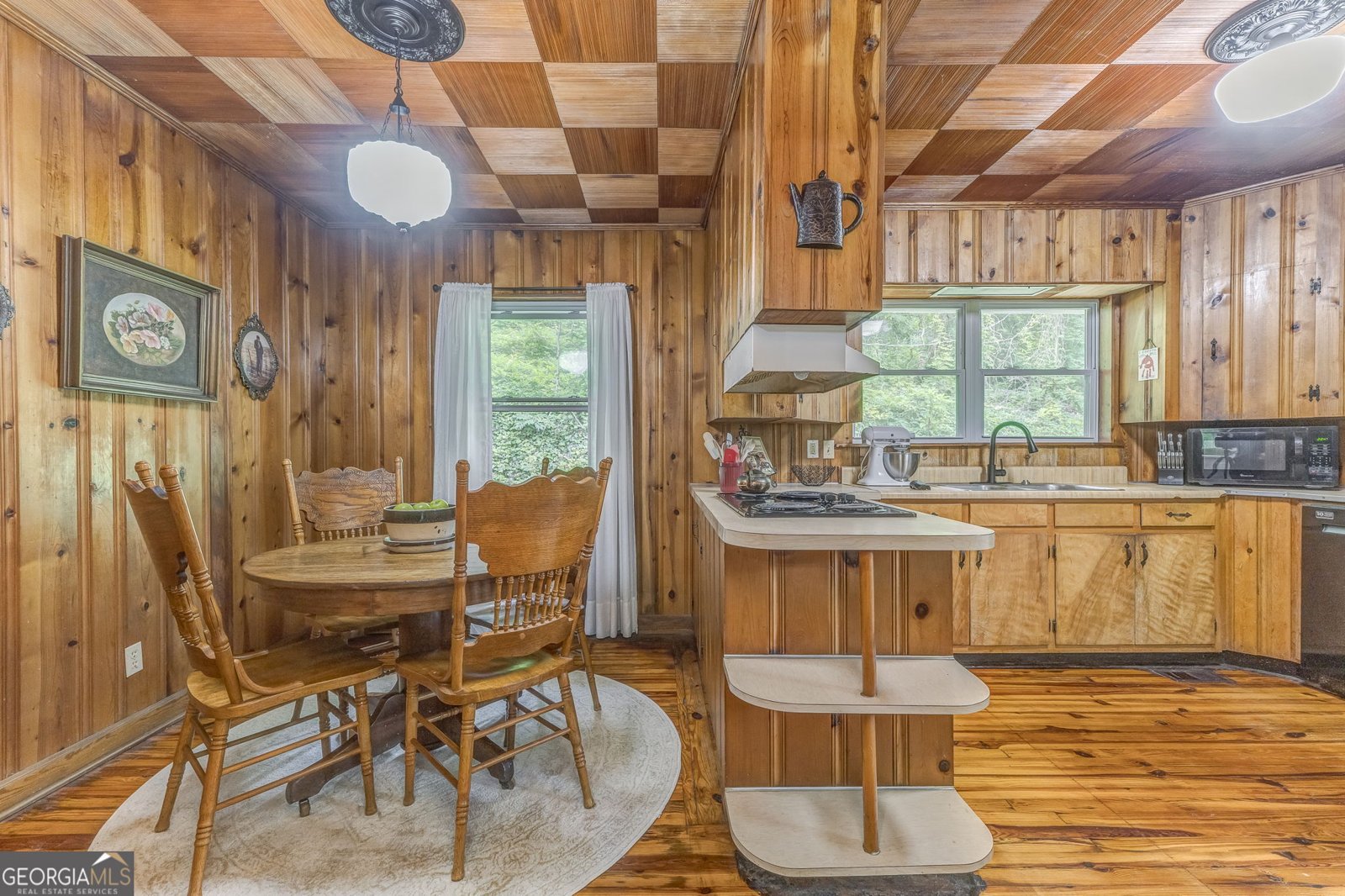 103 White Circle Rockmart - 46