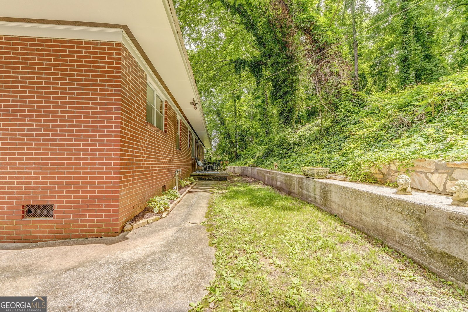 103 White Circle Rockmart - 5