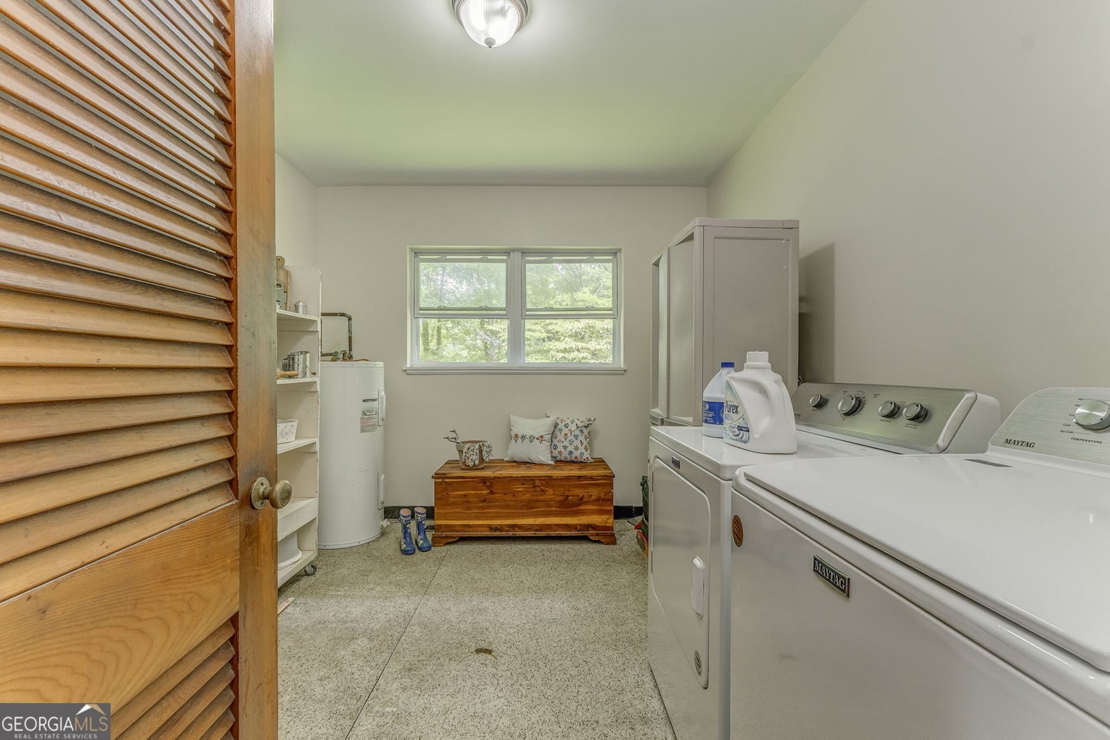 103 White Circle Rockmart - 52