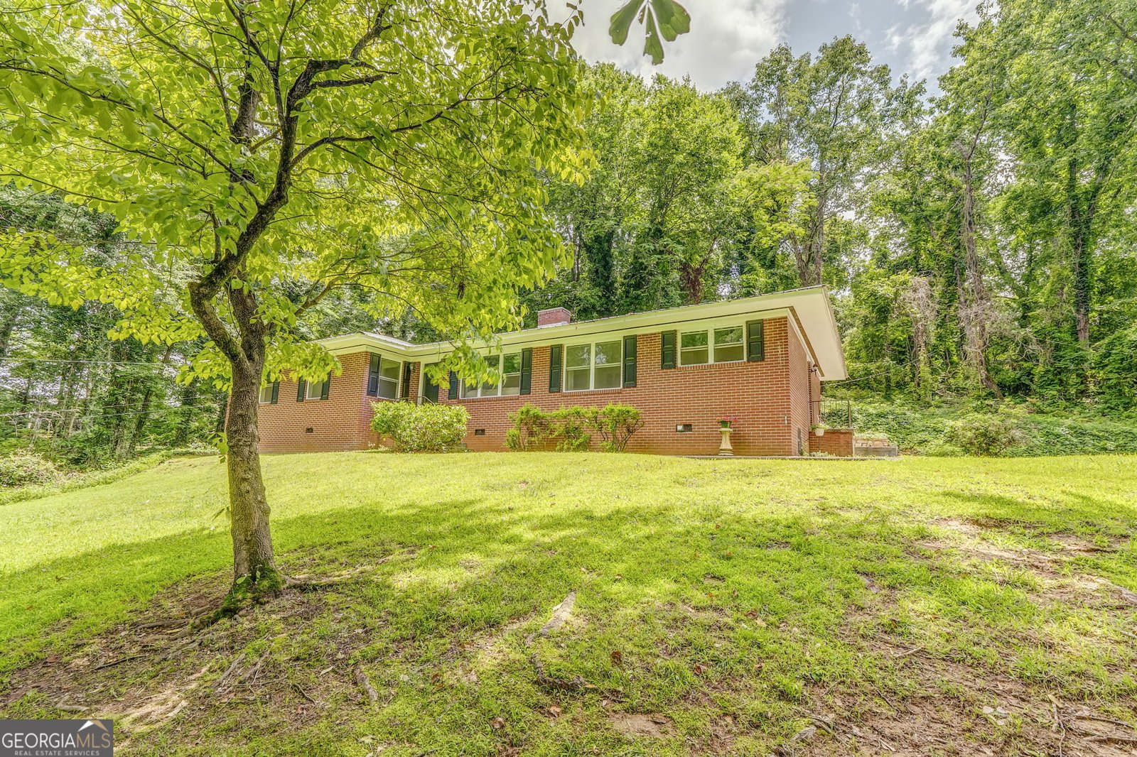 103 White Circle Rockmart - 55