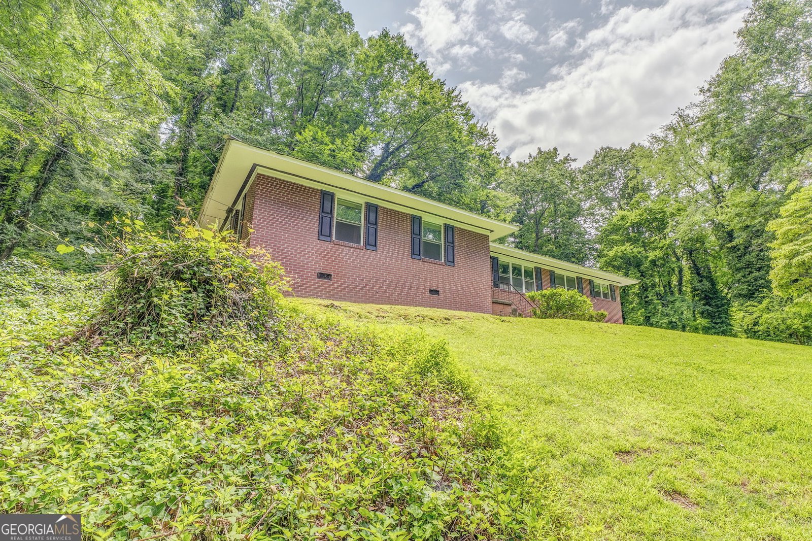 103 White Circle Rockmart - 56