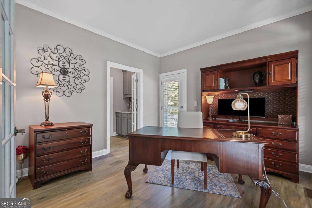 393 Taylor Glen Drive Milton - 4