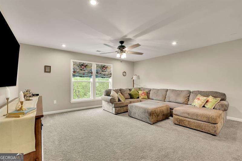 186 Greenbrier Way Canton - 16