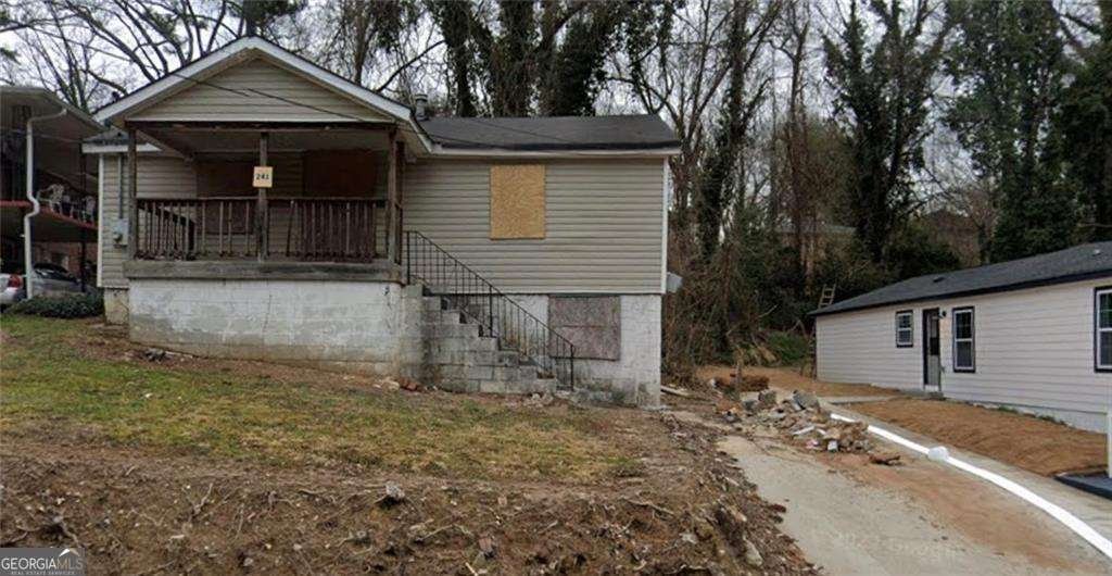 241 Holly Road Atlanta - 1