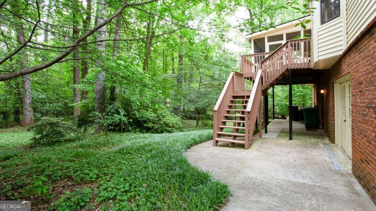 1855 Vintage Drive Snellville - 13