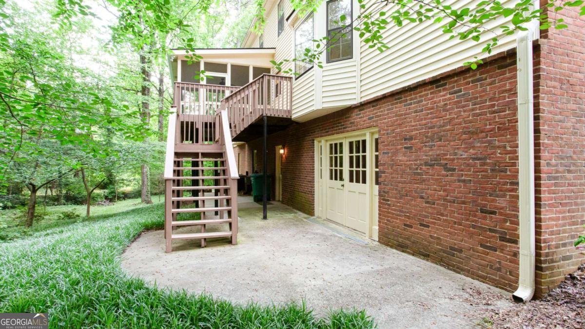 1855 Vintage Drive Snellville - 16