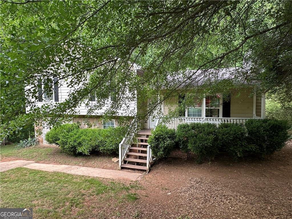 2756 Del Ridge Drive Douglasville - 1