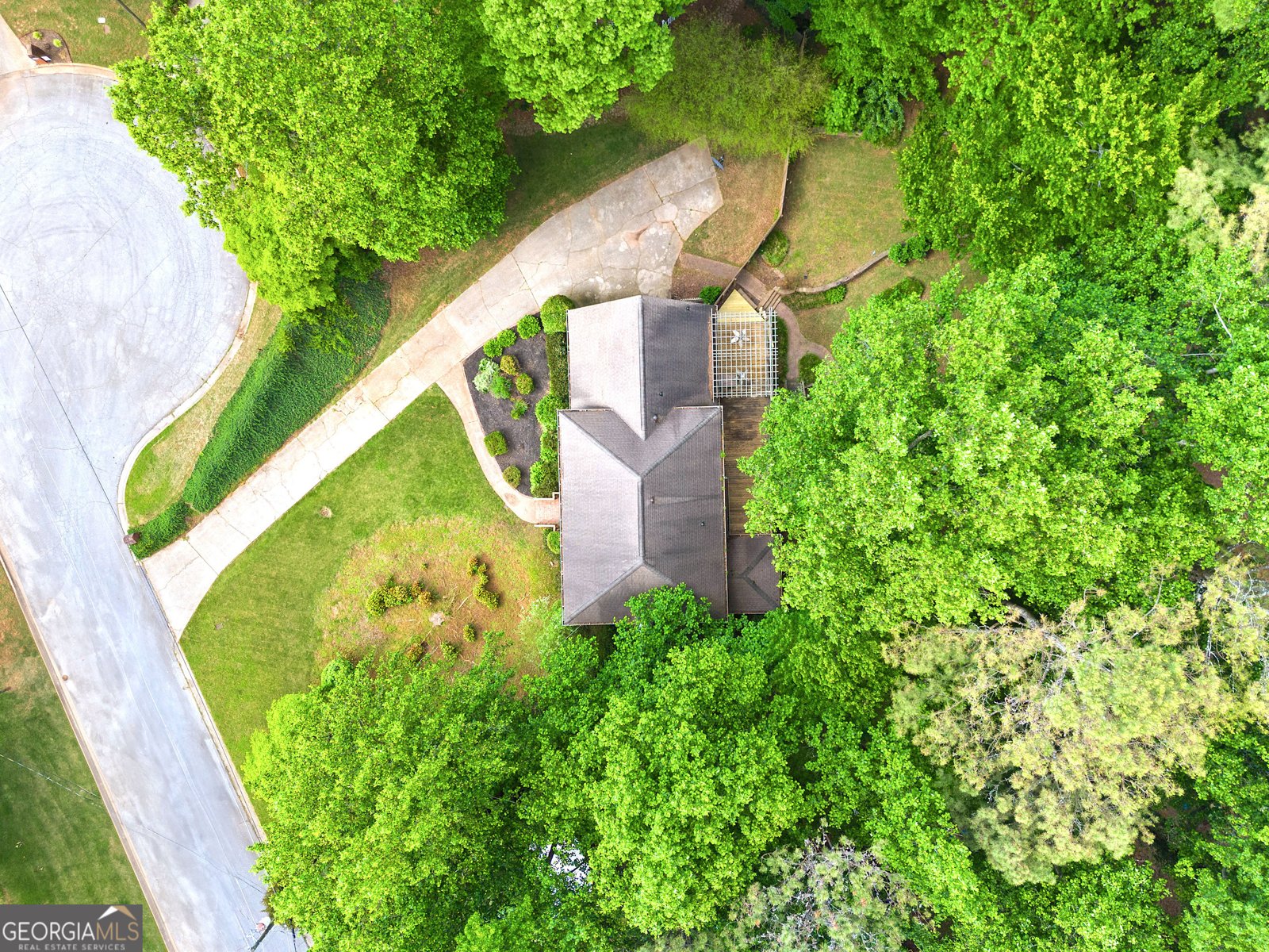 1864 Gloucester Court Snellville - 30