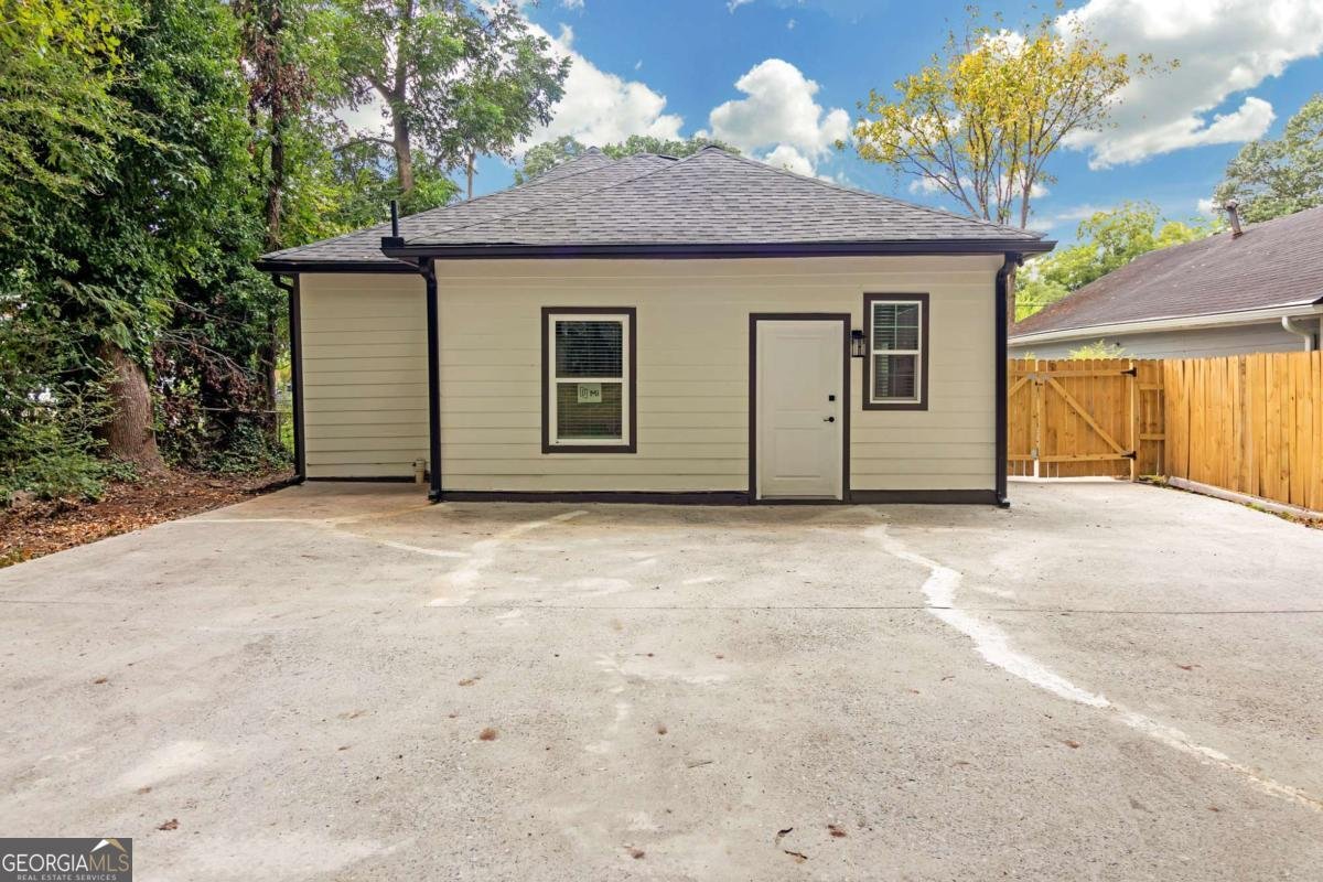 1055 Mayson Turner Road Atlanta - 18