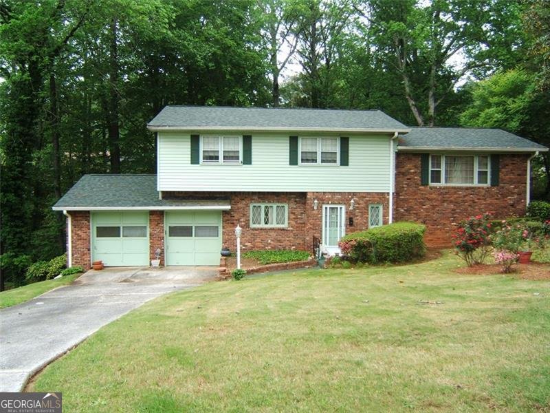 2795 DODSON LEE Drive East Point - 1