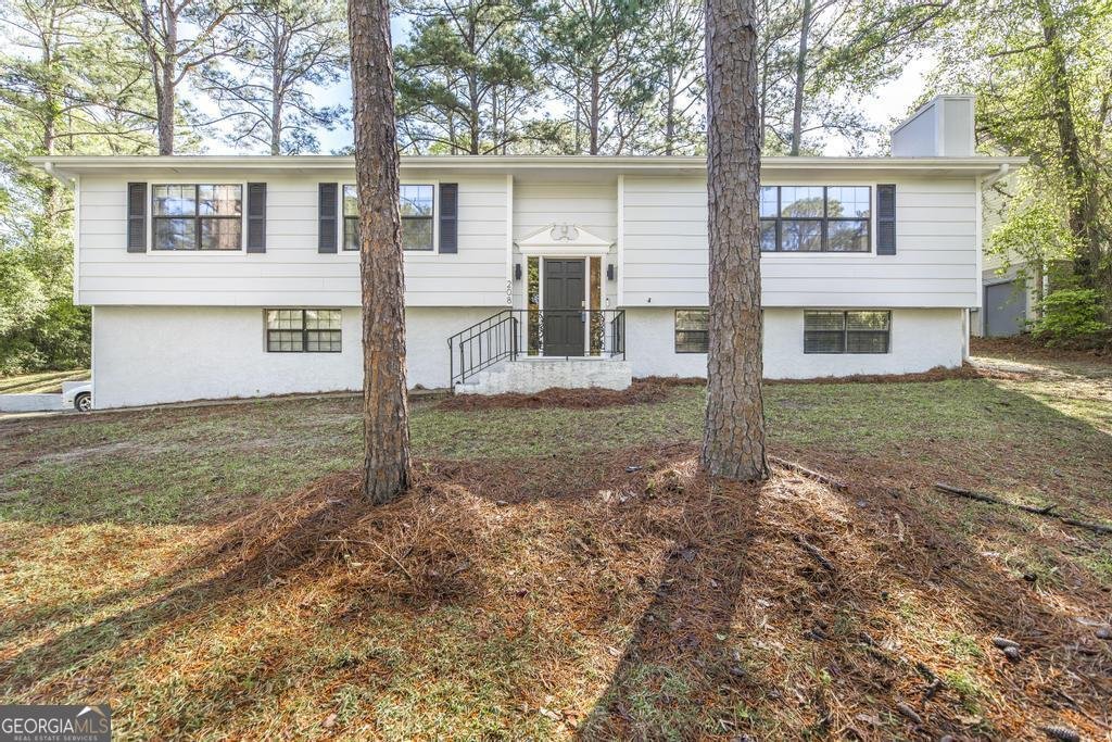 208 Lake Front Drive Warner Robins - 1