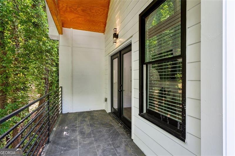 2438 2nd Street Atlanta - 36