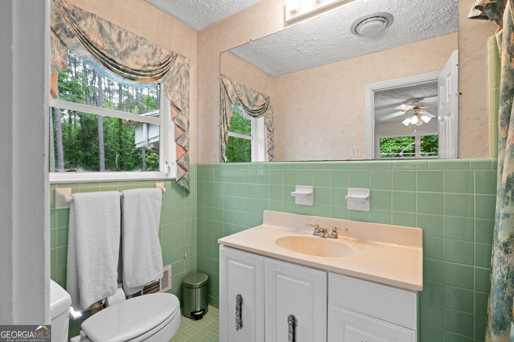 881 Rockbridge Road Lilburn - 23