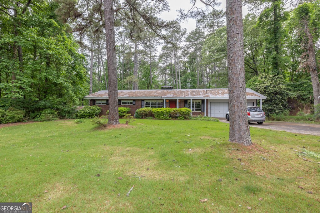 881 Rockbridge Road Lilburn - 51