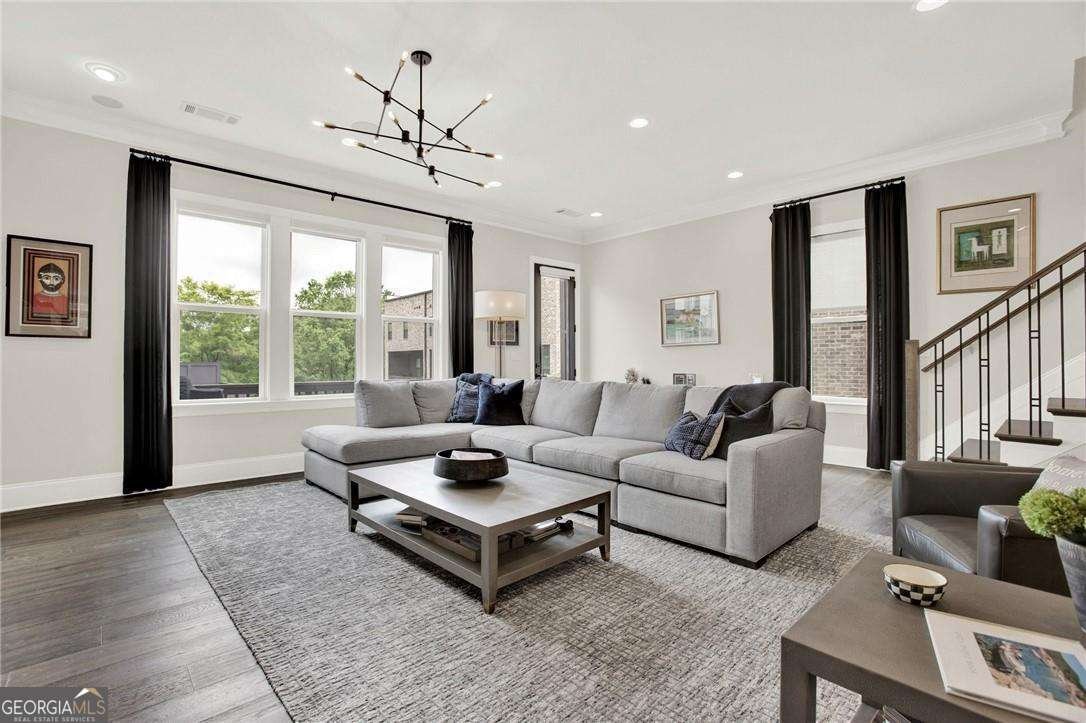 1626 Aldworth Place Atlanta - 31