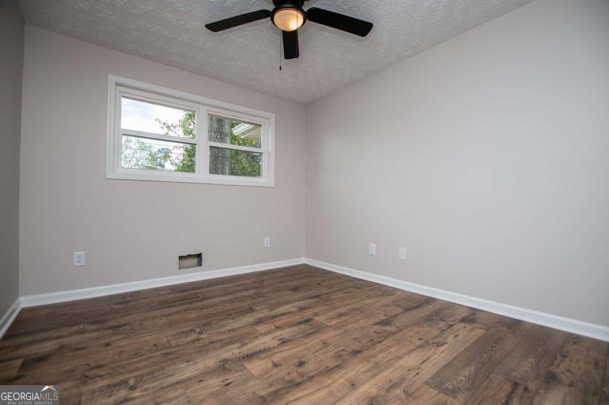 6213 Cherry Lane Douglasville - 24