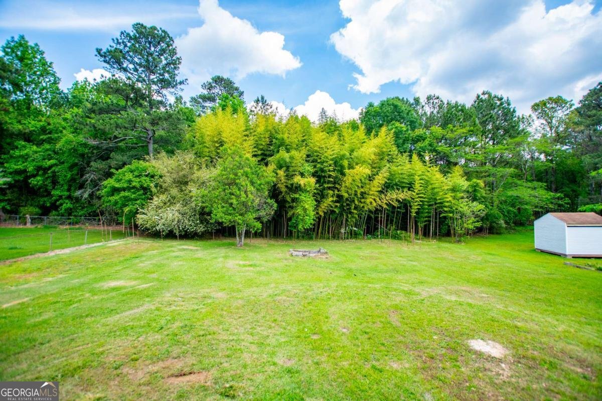 6213 Cherry Lane Douglasville - 35
