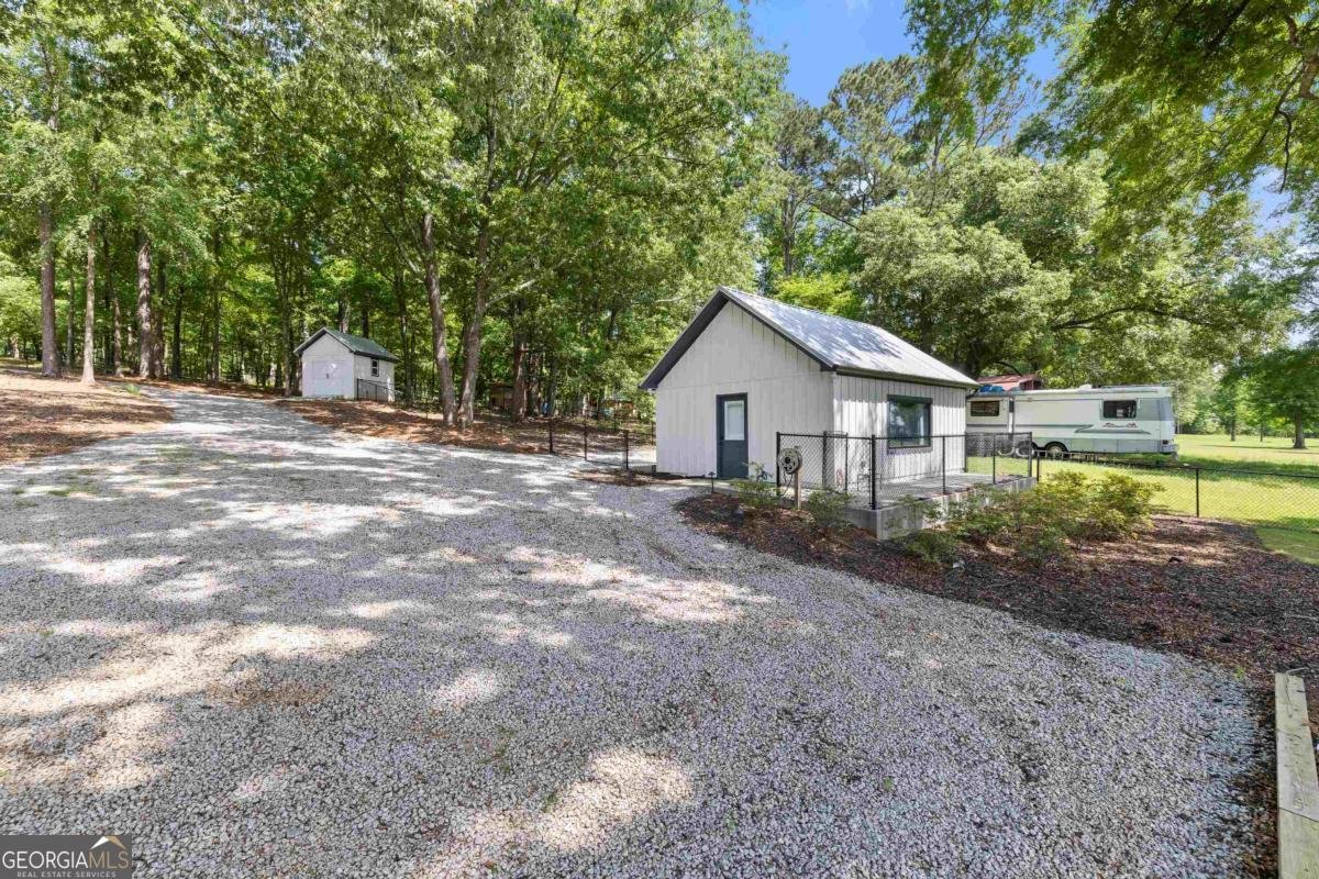 1601 Arrowhead Road Greensboro - 46