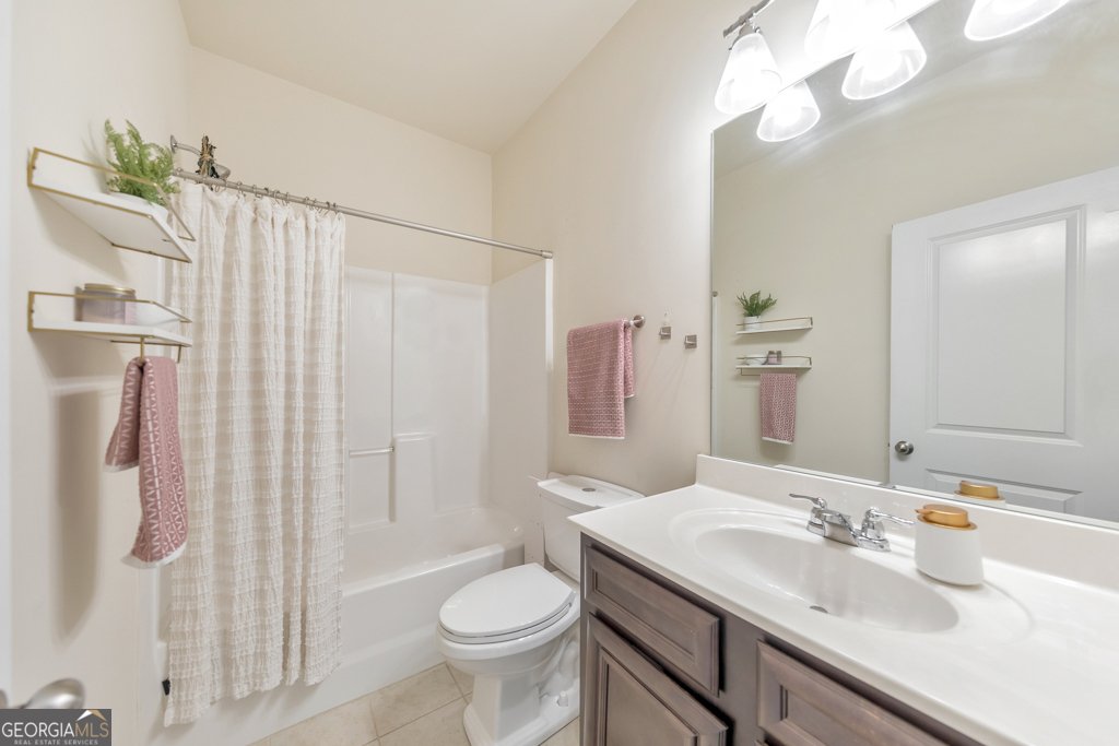 197 Hickory Pointe Drive Acworth - 33