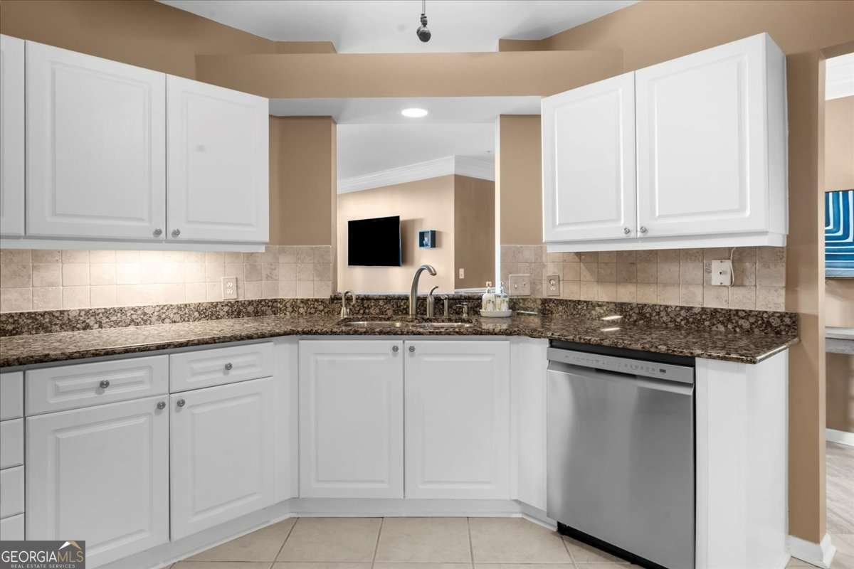 3334 Peachtree Road Atlanta - 16