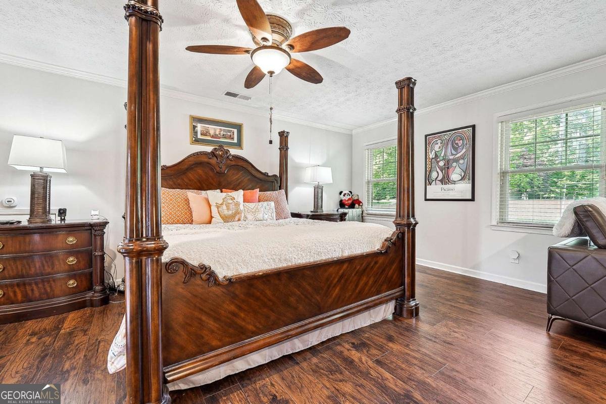5027 Castlewood Drive Lilburn - 21