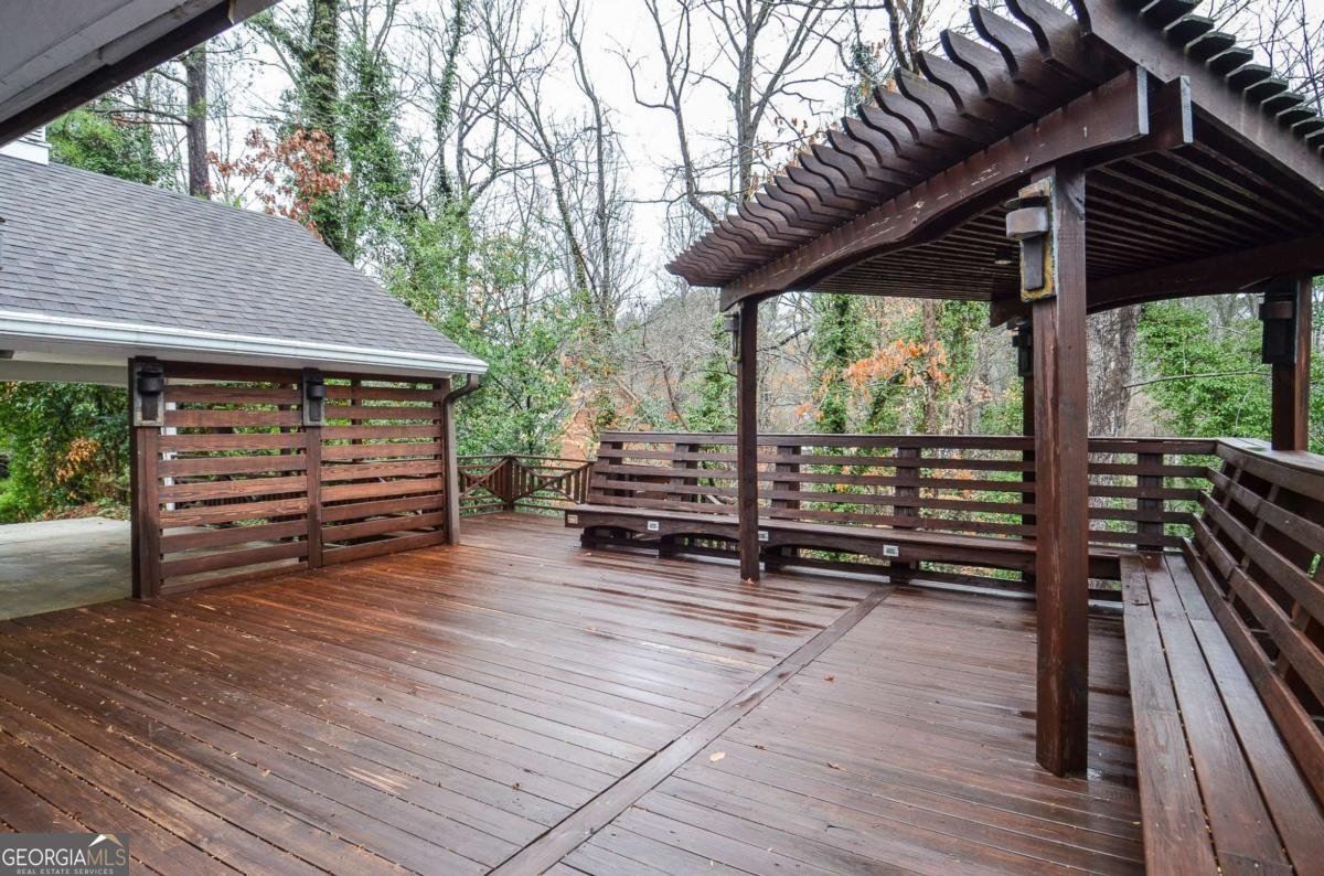 970 Winding Creek Trail Sandy Springs - 94