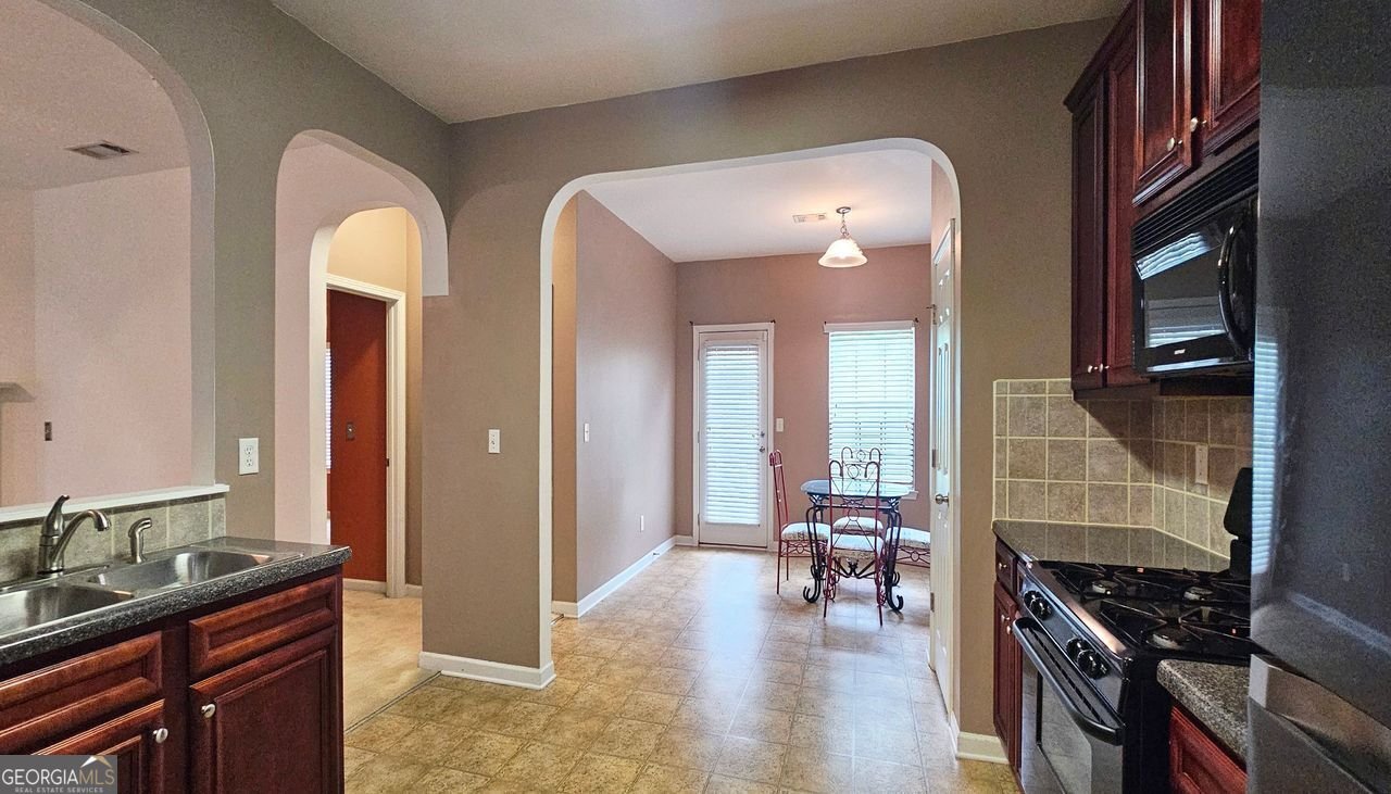3479 LAKE FORGE Fairburn - 11