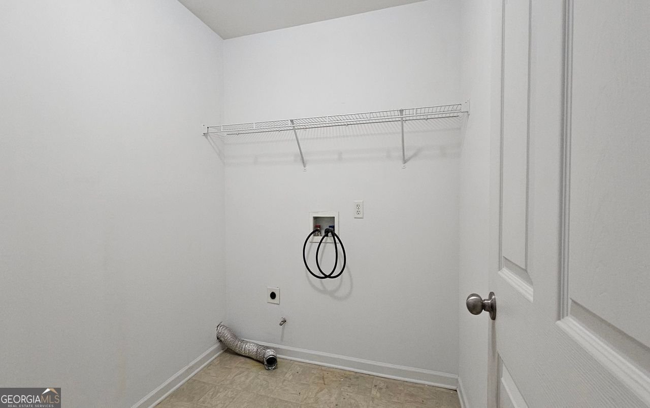 3479 LAKE FORGE Fairburn - 30