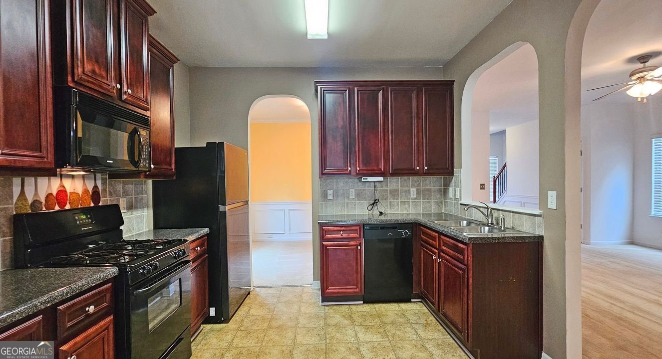 3479 LAKE FORGE Fairburn - 9