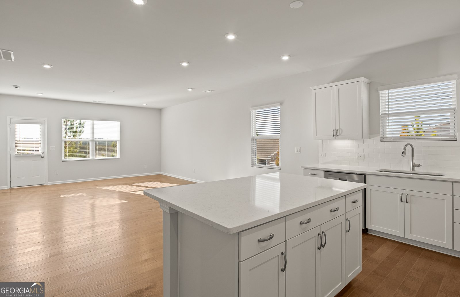 488 Village Lane Fairburn - 2
