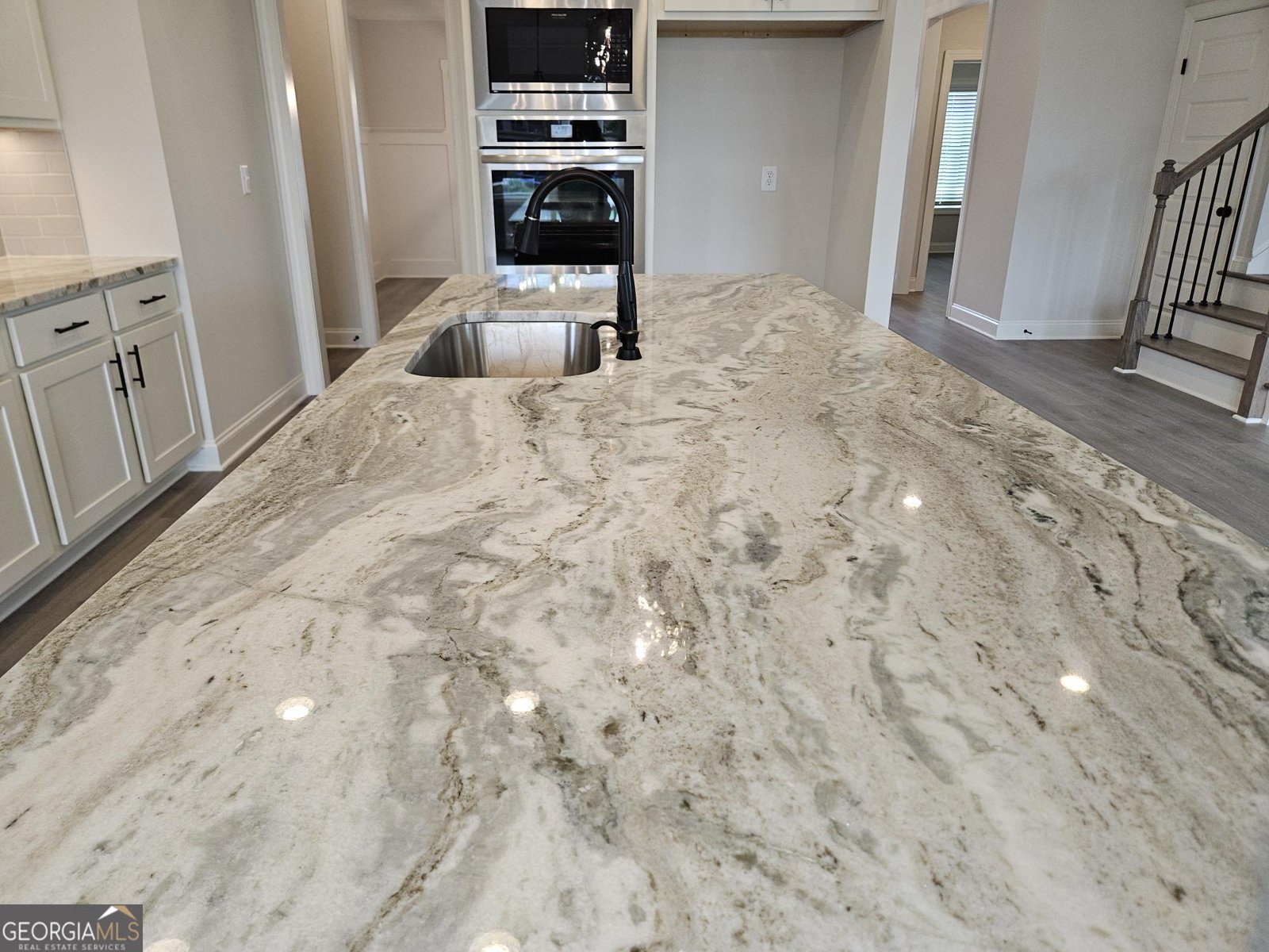 457 Banff Drive Winder - 22