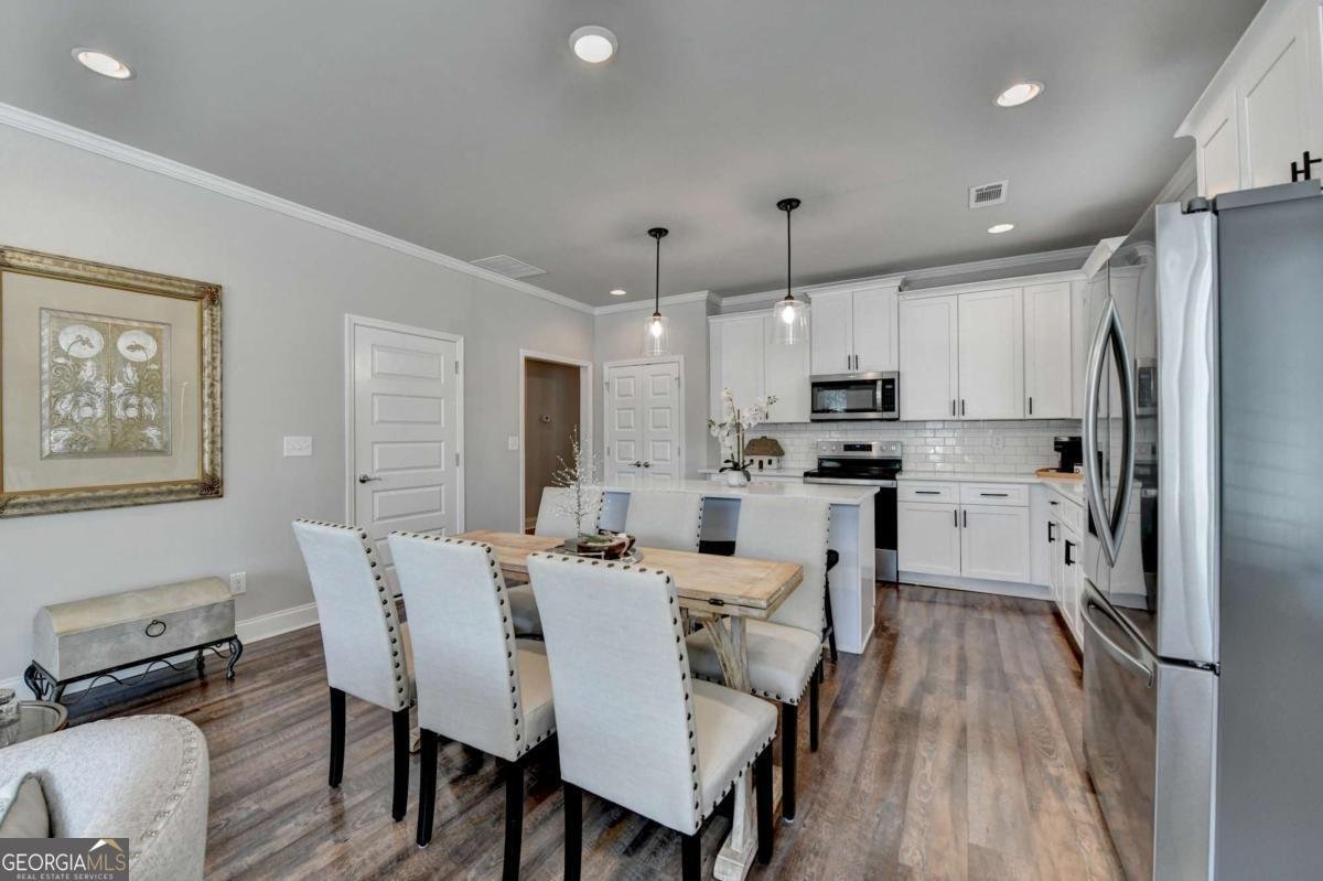 5299 Noble Village Way Lilburn - 1