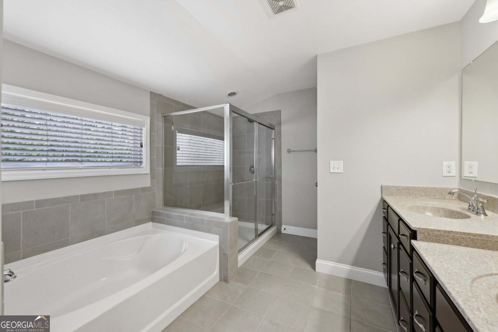 3750 Thackary Drive Powder Springs - 35