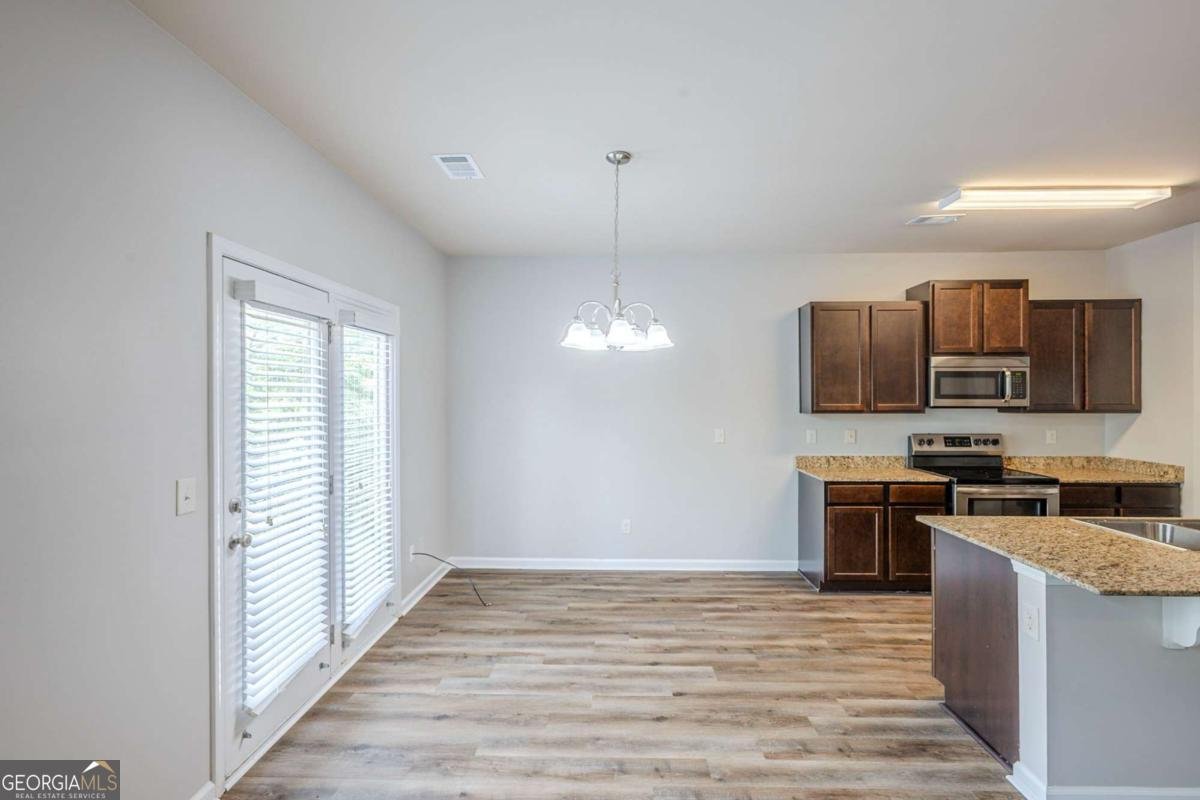1003 Eldon Lane Fairburn - 12