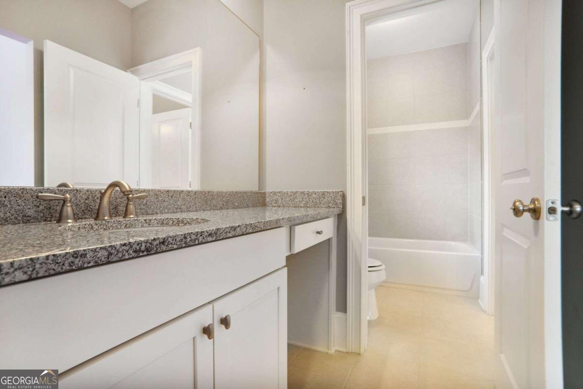 4884 Kentwood Drive Marietta - 23