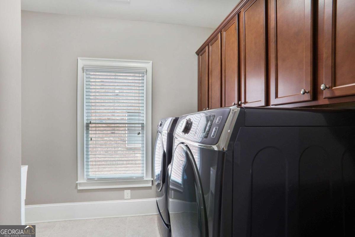 4884 Kentwood Drive Marietta - 24