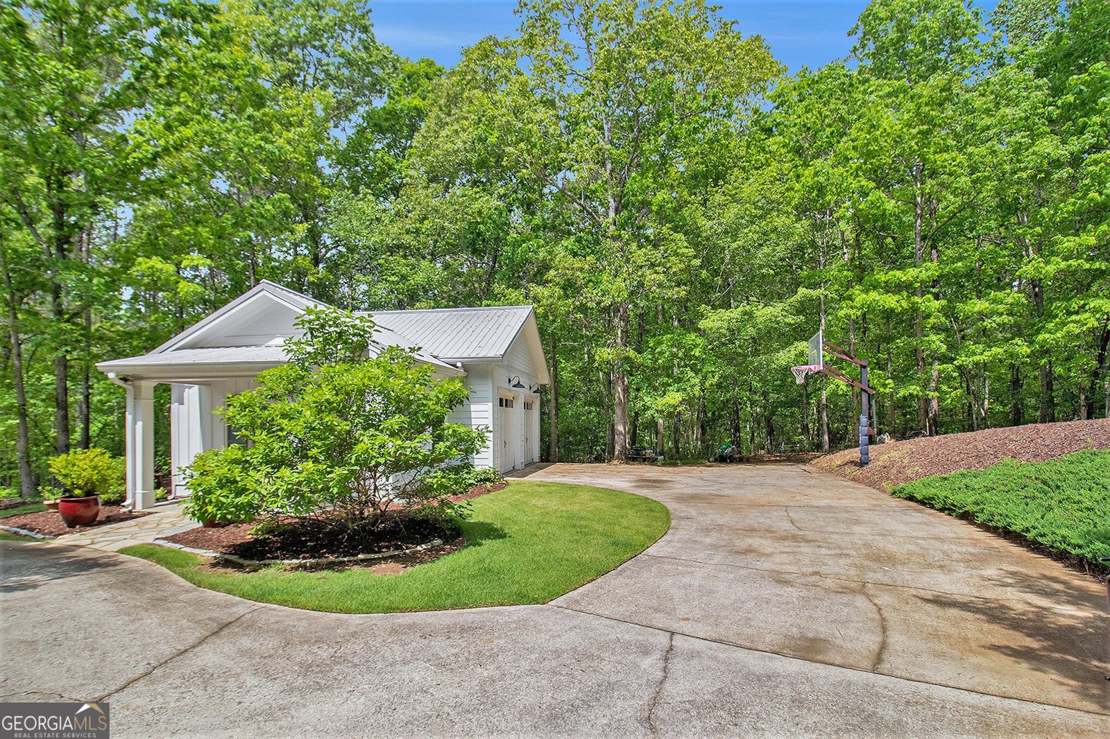 8901 Watkins Mill Road Winston - 46