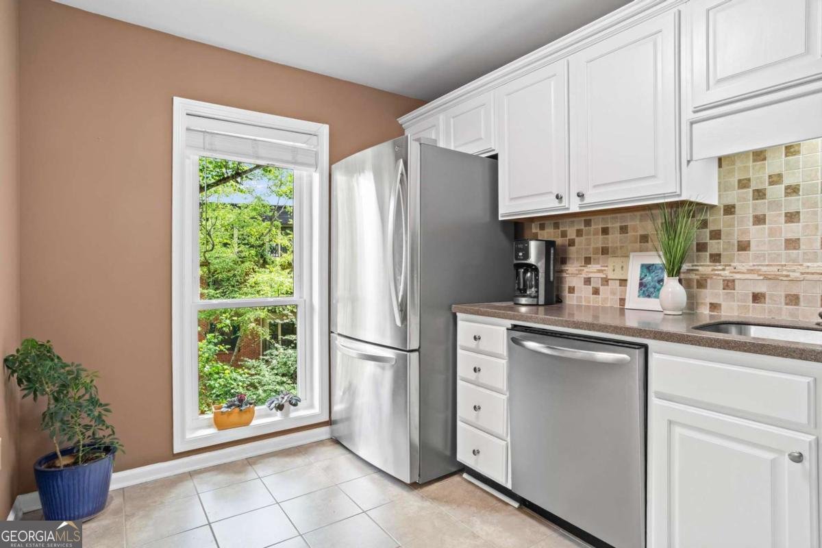 28305 Plantation Drive Atlanta - 13