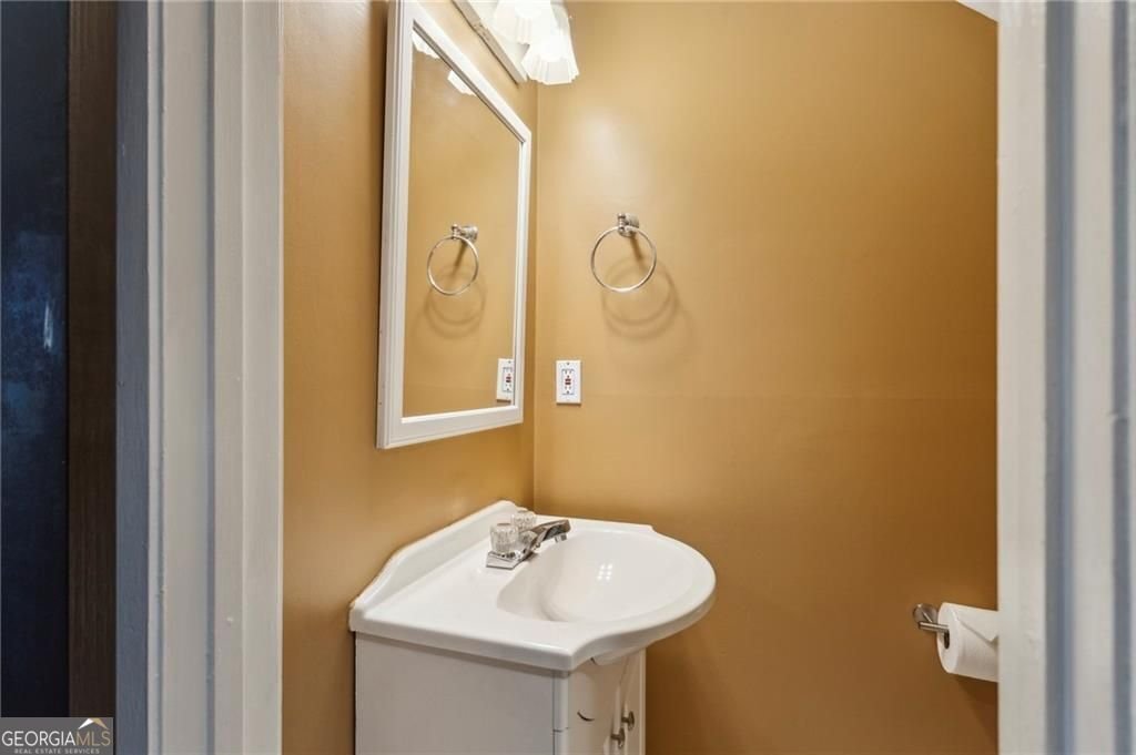 3135 Reeves Street Smyrna - 9