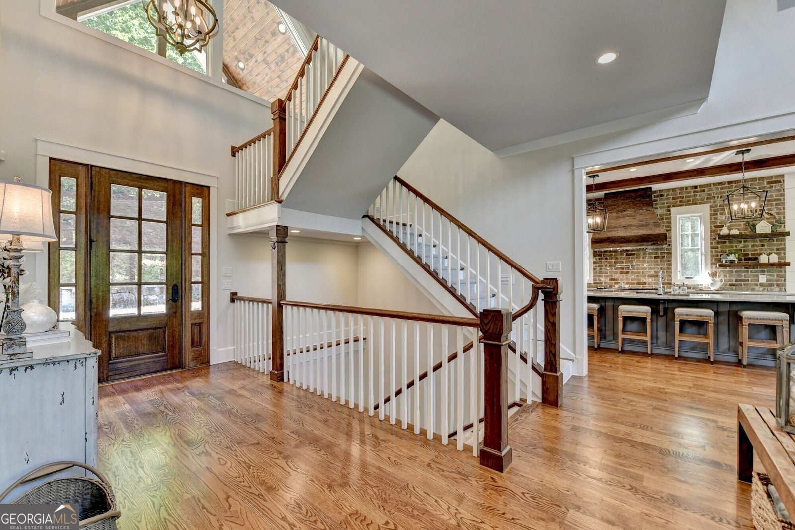 676 North Shore Drive Cleveland - 14