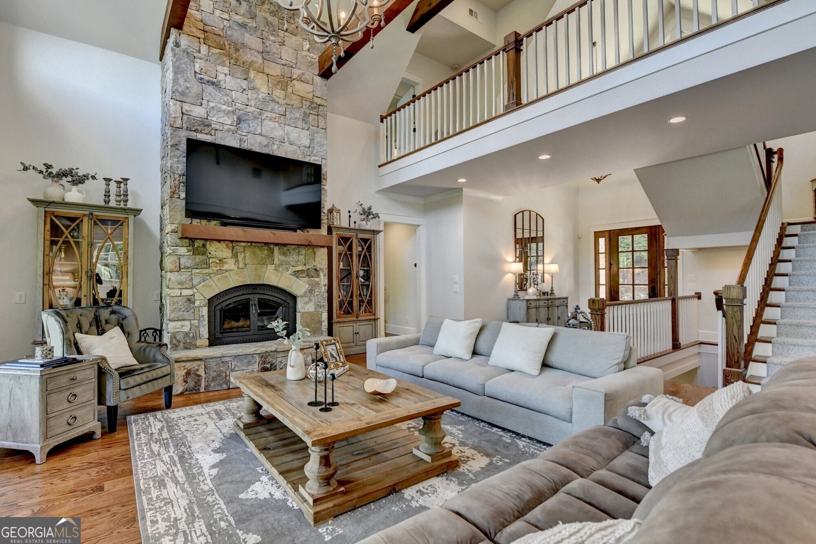676 North Shore Drive Cleveland - 17